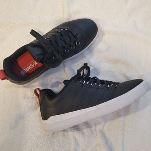K-Swiss Donovan Low Men's Sneaker